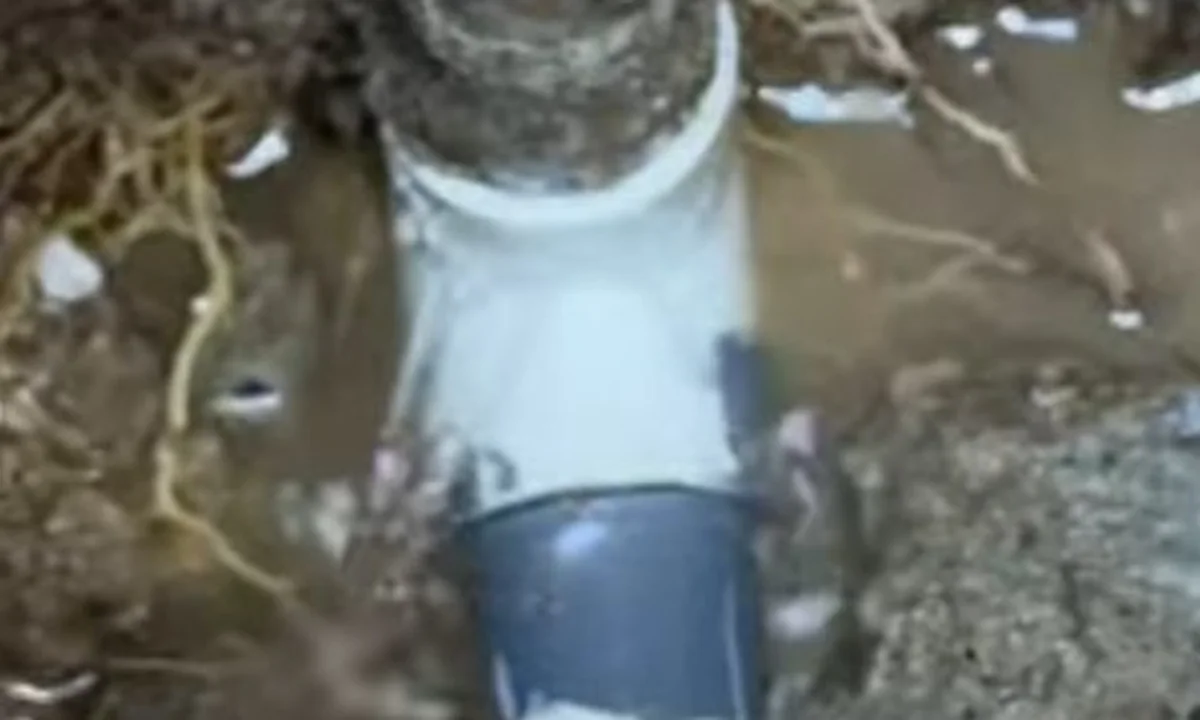 Exposed sewer line repair in wet soil for sewer line repair in Fountain Hills
